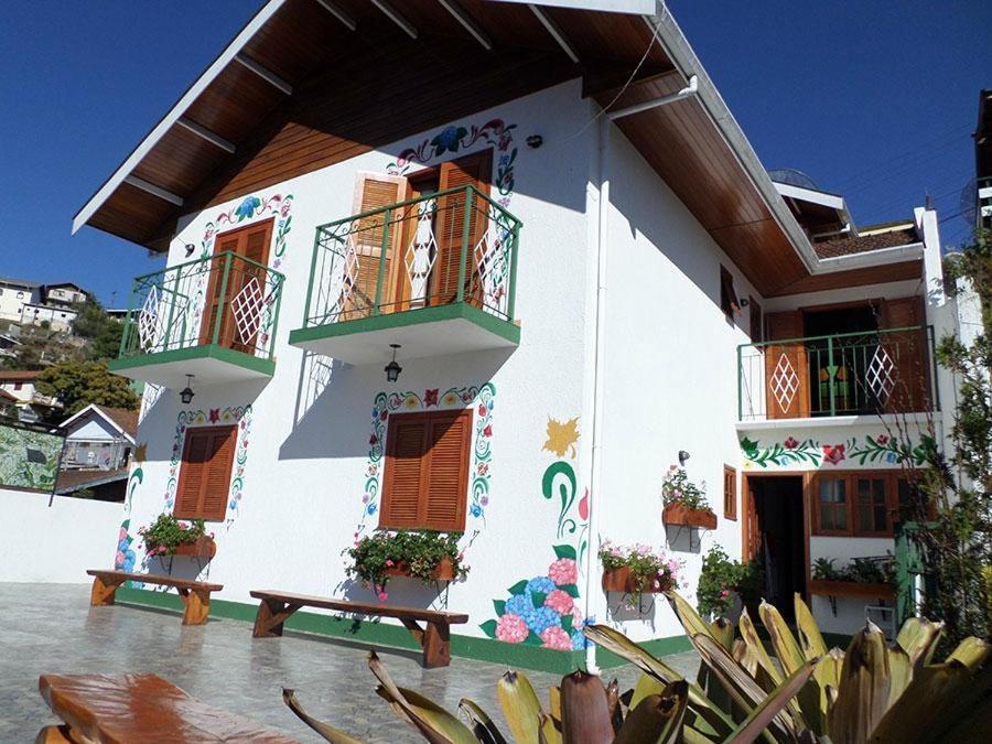 Pousada Monte Suico Campos do Jordão Buitenkant foto