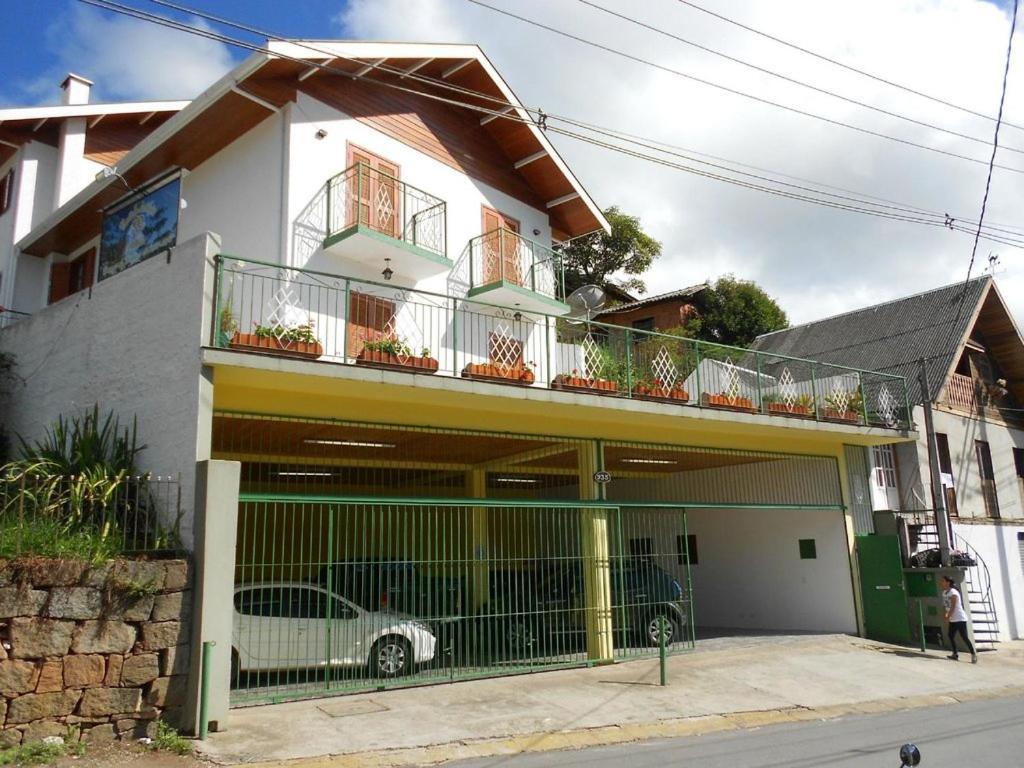 Pousada Monte Suico Campos do Jordão Buitenkant foto