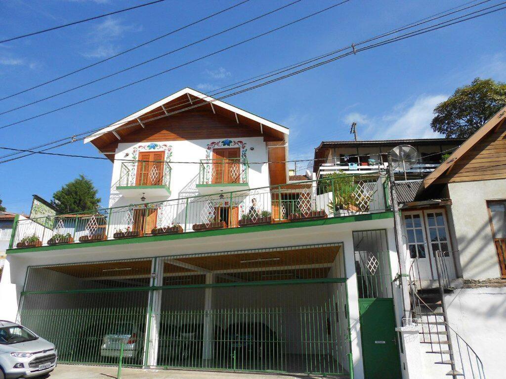 Pousada Monte Suico Campos do Jordão Buitenkant foto